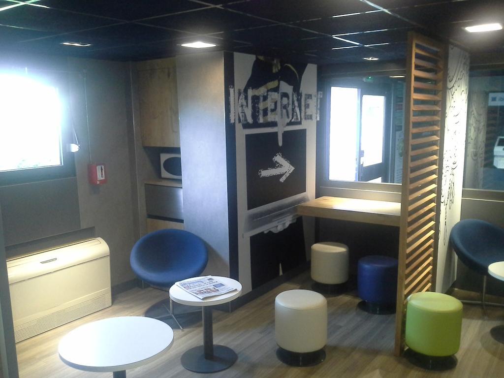 Ibis Budget Versailles Chateau Saint Cyr L'Ecole Kültér fotó