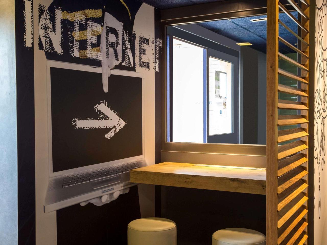 Ibis Budget Versailles Chateau Saint Cyr L'Ecole Kültér fotó