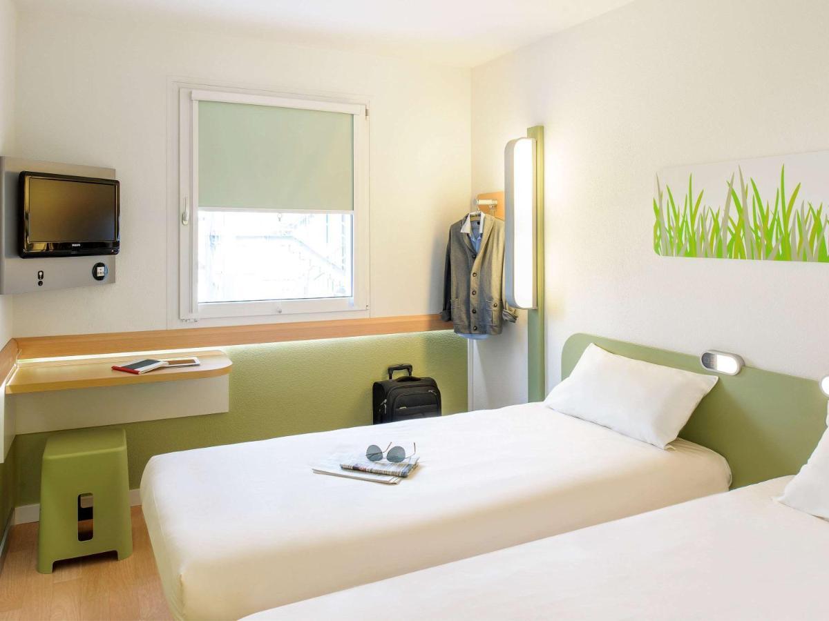 Ibis Budget Versailles Chateau Saint Cyr L'Ecole Kültér fotó