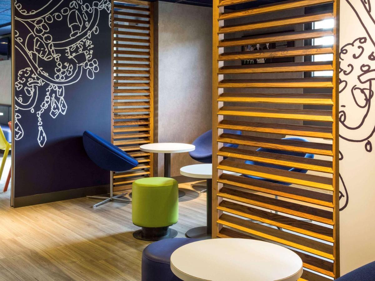Ibis Budget Versailles Chateau Saint Cyr L'Ecole Kültér fotó